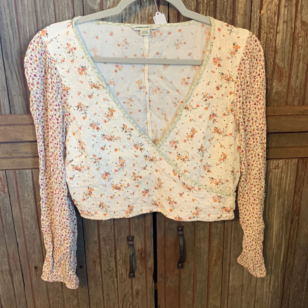 American Eagle Ditsy Floral Eyelet Balloon Sleeve Faux Wrap V-neck Crop Top